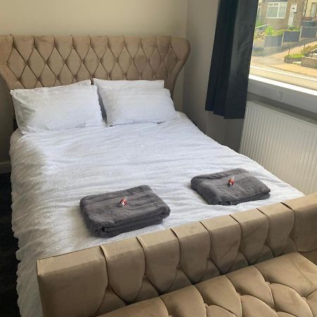 Modern 3 Bedroom Luxury Home With Private Drive Idle Ngoại thất bức ảnh